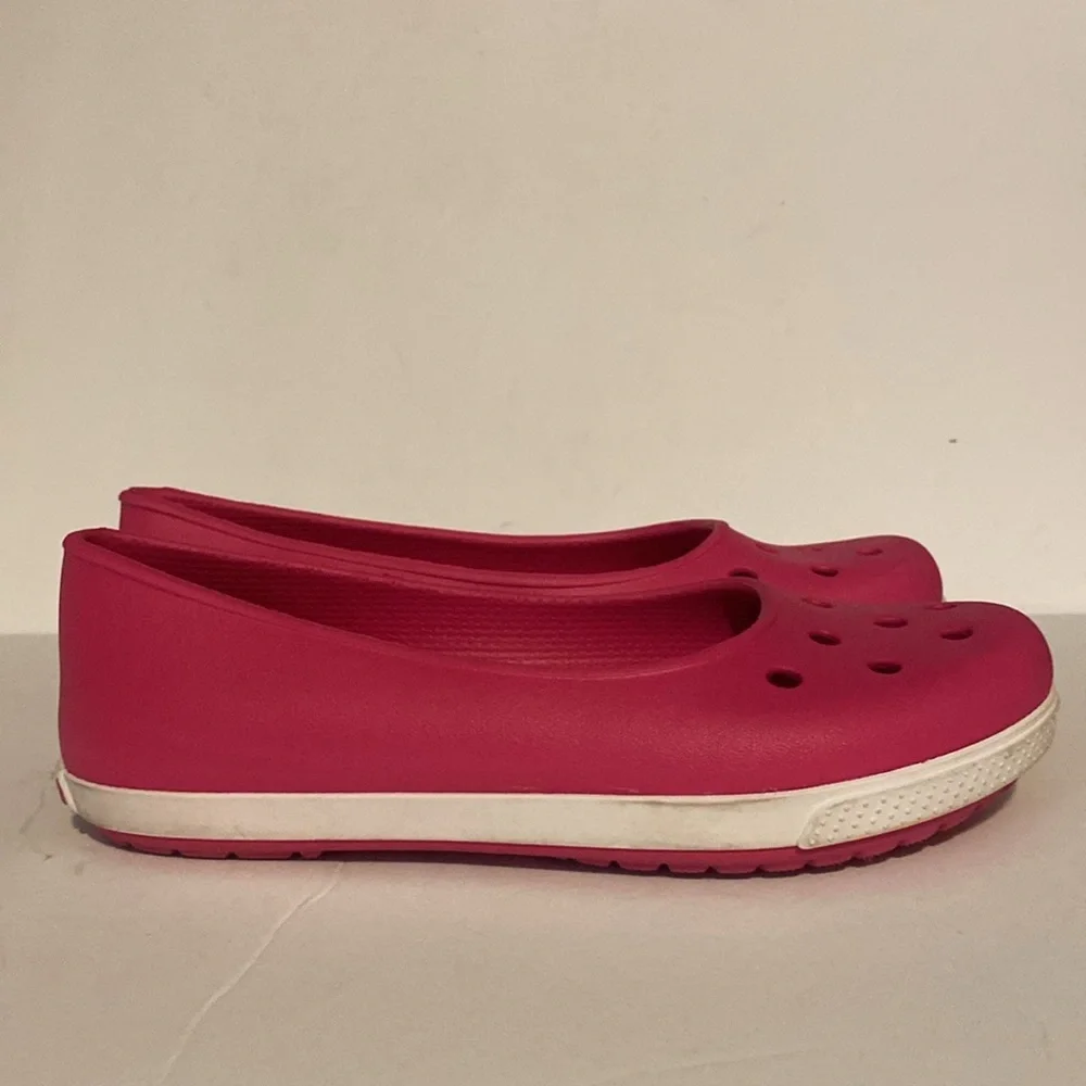 Crocs Fuchsia Pink  Airy Ballet Flats - Picture 4 of 8